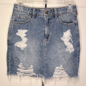Hollister Ultra High-Rise Denim Jean Skirt Sz 1 Distressed